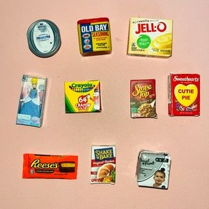 Mini Brands 10 Pieces